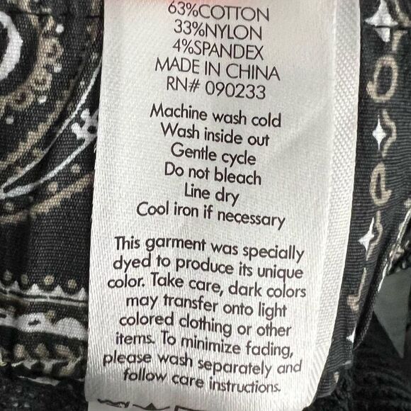 PacSun Black Paisley Drawstring Pants - Picture 11 of 12